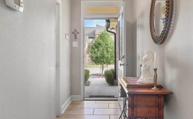 Photo - 14239 Woodchase Ct