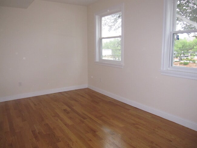 Photo - 198 Union Ave Unidad 5