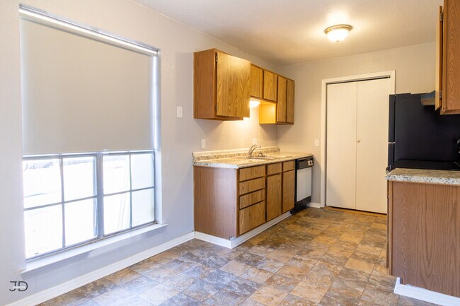 Photo - 4110 Faith Rd