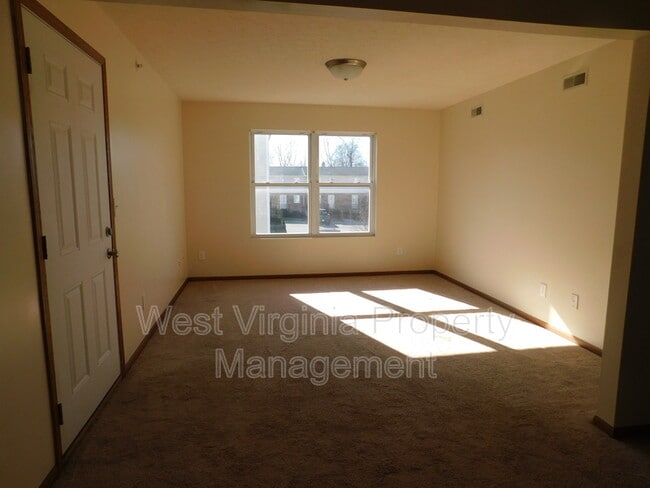 Photo - 210 Cardinal Wy Unit 75