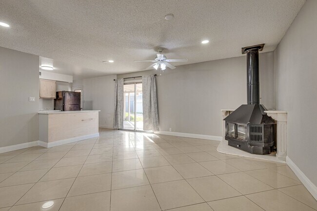 Photo - Charming Single-Story Home with Open Living Spaces and Large Backyard in Las Vegas