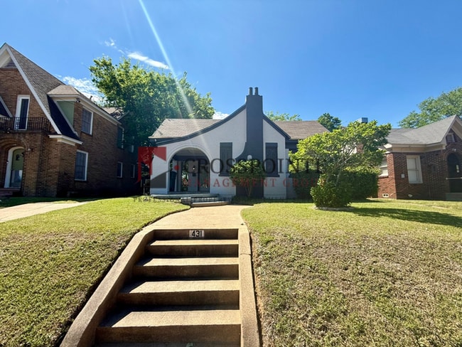 Photo - Tour Today! Charming 2 bedroom, 1 Bathroom!