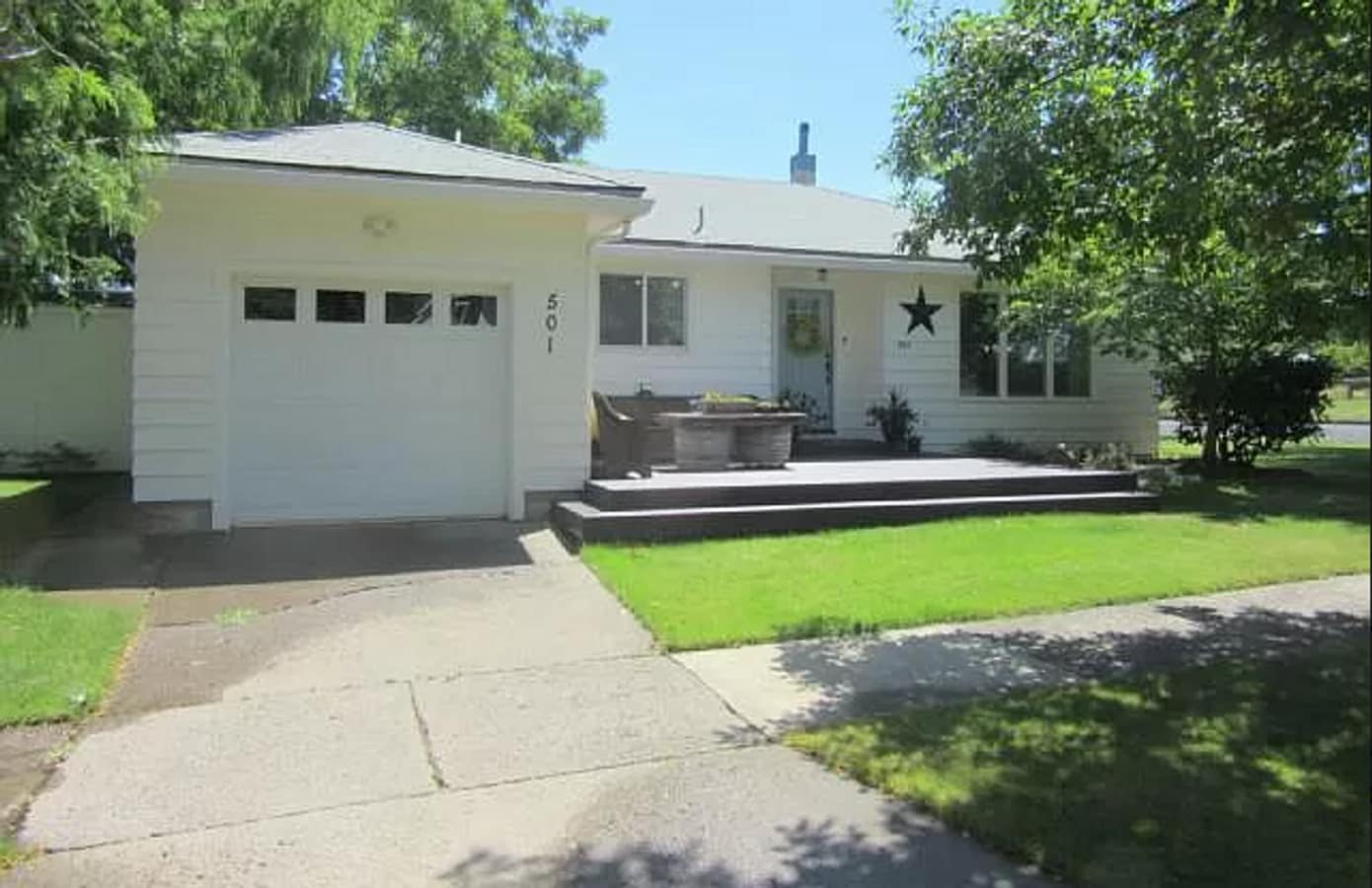Cute bungalow in south La Grande near EOU - Cute bungalow in south La Grande near EOU House