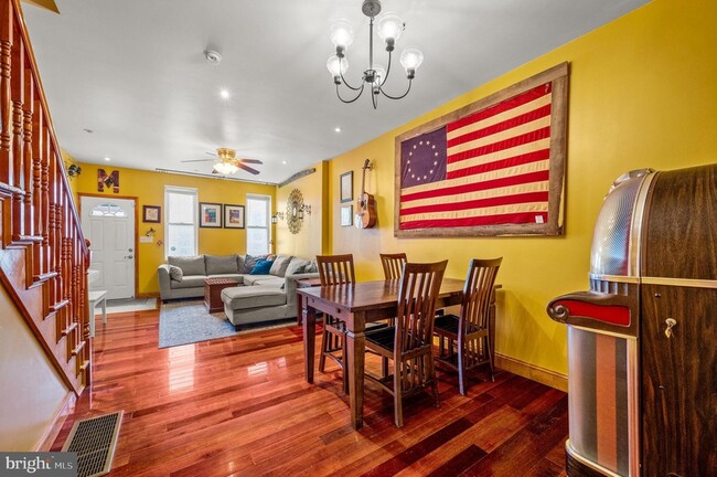 Photo - 1520-1522 Dorrance St