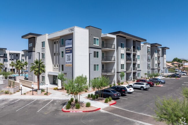 Building Photo - The Falls at Crismon Commons Rental