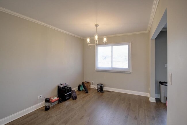 Photo - 147 Grady Dr