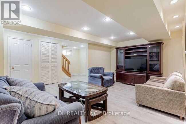 Photo - 50 Silverview Dr