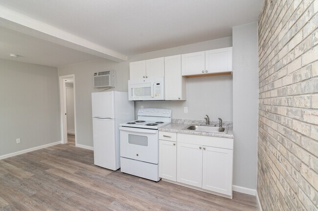 Photo - 1518 E McCarty St Unidad 5