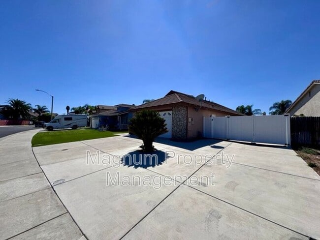 Photo - 27081 School Park Dr