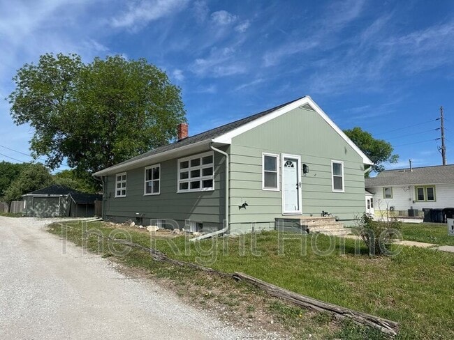 Building Photo - 4525 N 70th St