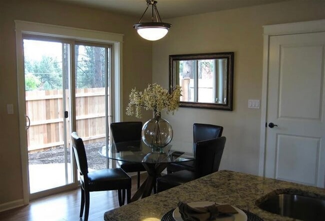 Photo - 20256 Badger Rd