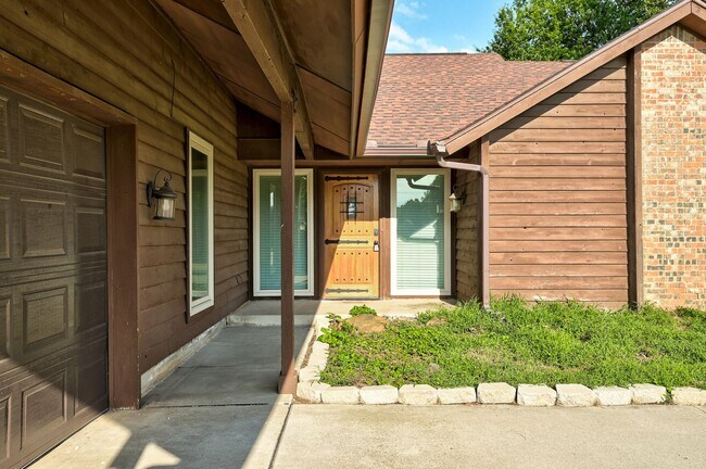 Photo - 3619 Chatham Ct
