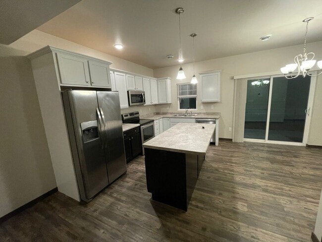 Photo - 1041-1043 S 12th Ave Apartment Unit 1043