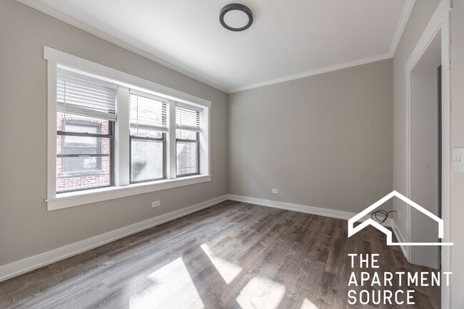 Photo - 6519 N Newgard Ave Unidad 1D