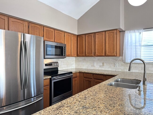 Photo - 20 Lakeview Village Unit True