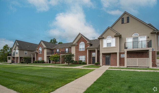 Building Photo - Legends Rosewood Village Rental