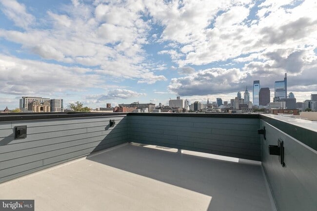 Photo - 1617 Brown St