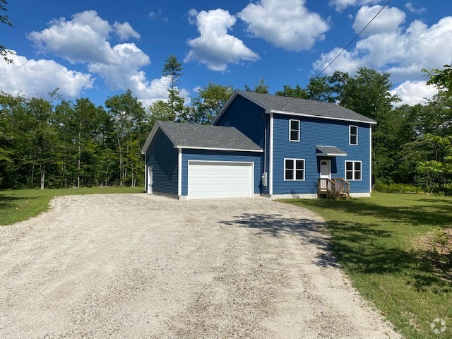 Building Photo - 23 Sand Pond Rd Rental