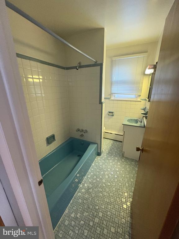 Photo - 4564 Bermuda St