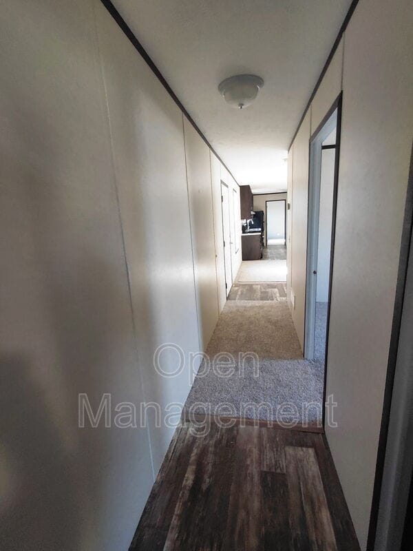Photo - 301 Mantle Ave