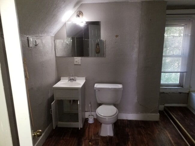 Photo - Spacious 5 BD/3 BA Home in the Heart of Ka...