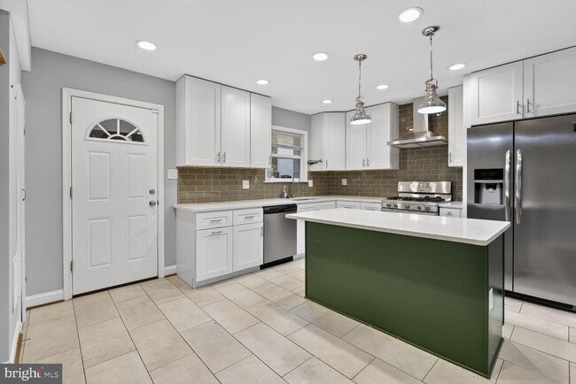 Photo - 1705 W St SE