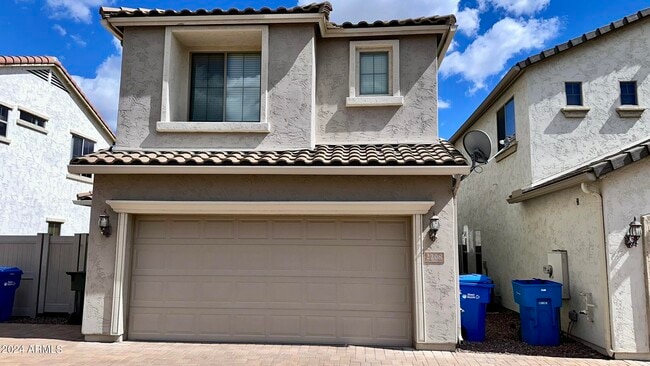 Building Photo - 2208 W Monte Cristo Ave