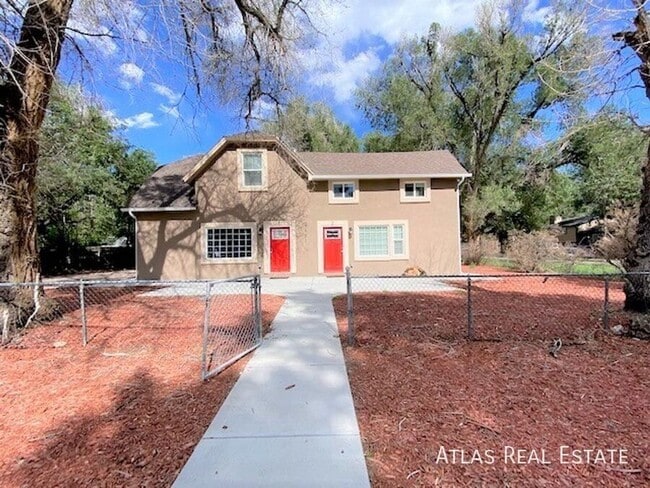 Building Photo - 2601 Main St Unit 2