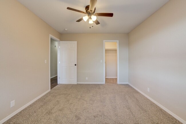 Building Photo - S 79th E Ave Duplex Unit 8039