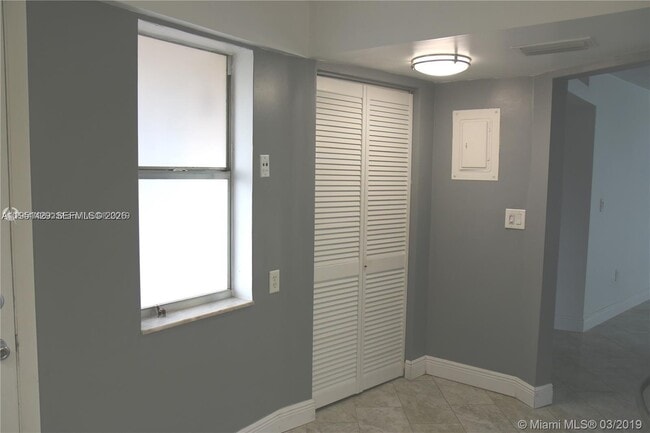 Photo - 1401 NE 191st St Unit D217