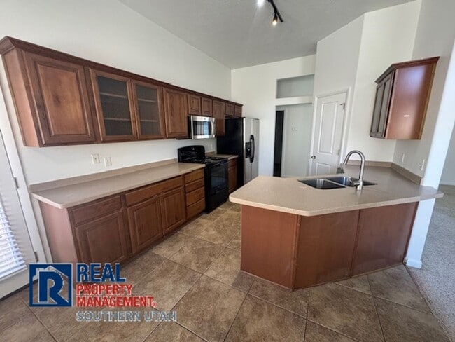Photo - 4 Bedroom near Costco