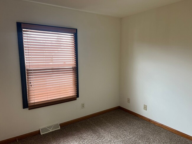 Photo - 1551 E Stonehenge Dr