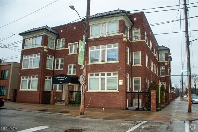 Building Photo - 11433 Ashbury Ave Unit 8 Rental