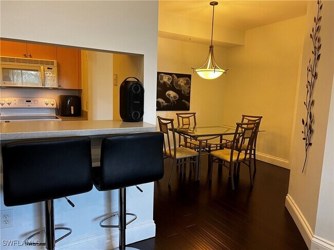 Photo - 1180 Reserve Way Unit 302