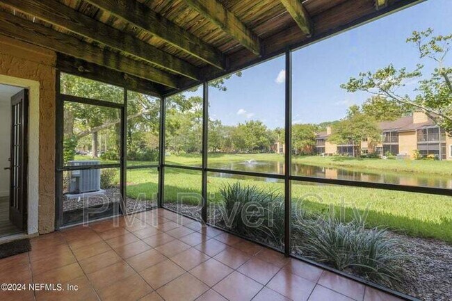 Photo - 908 Shoreline Cir