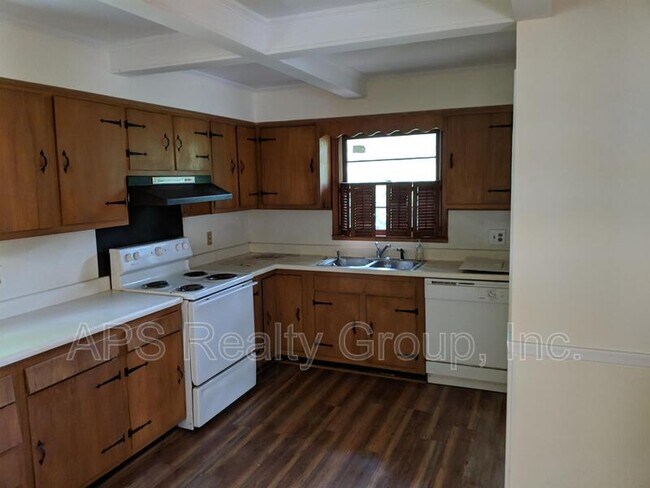 Photo - 60 Glenwood St