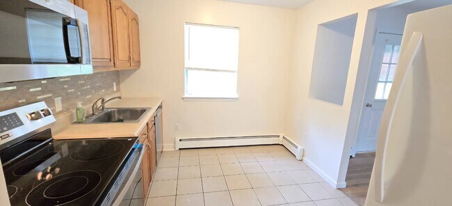 Photo - 1335 Union Ave Unit B