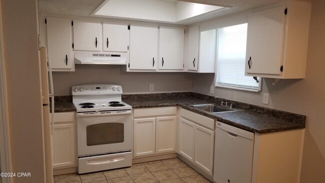 Building Photo - 105 Kapalua Dr