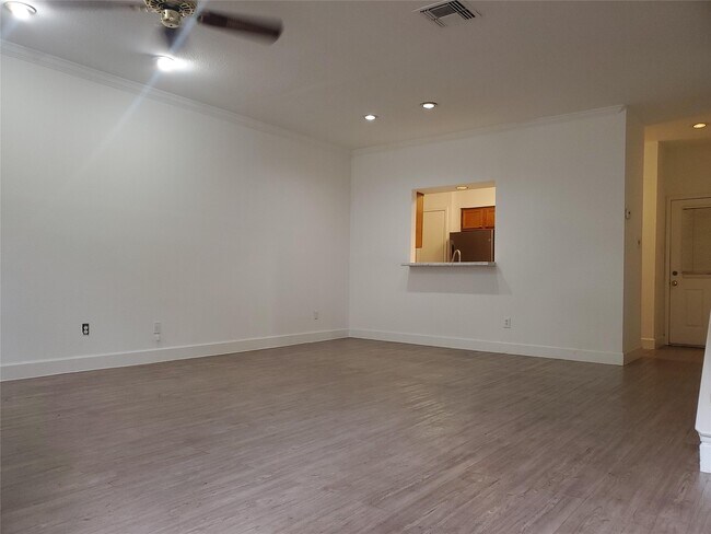 Photo - 17473 Red Oak Dr Unit 7473