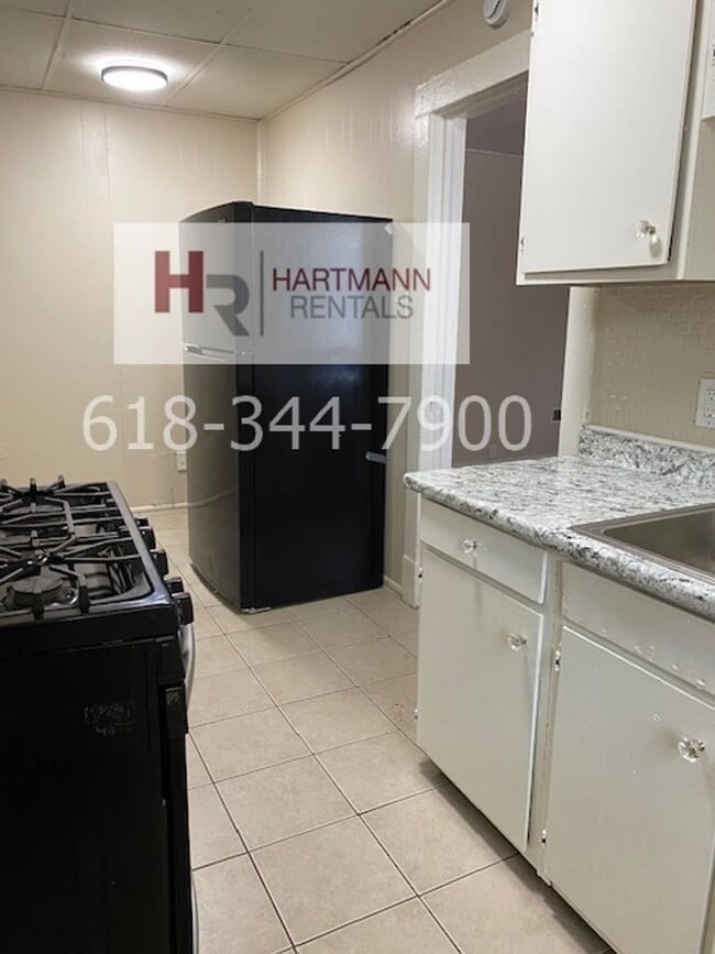 Photo - 2460-2460 Benton St Unit 2460 Benton B