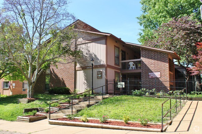 Magnolia House Apartments - Magnolia House Apartments
