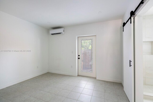Photo - 7800 NE 10th Ct Unit 5