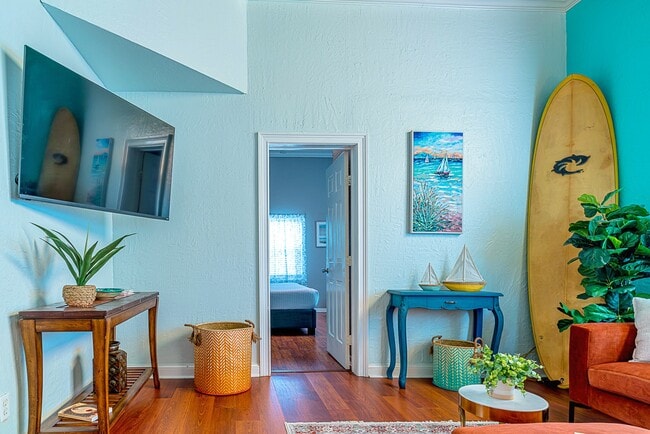 Photo - 2001 36th St