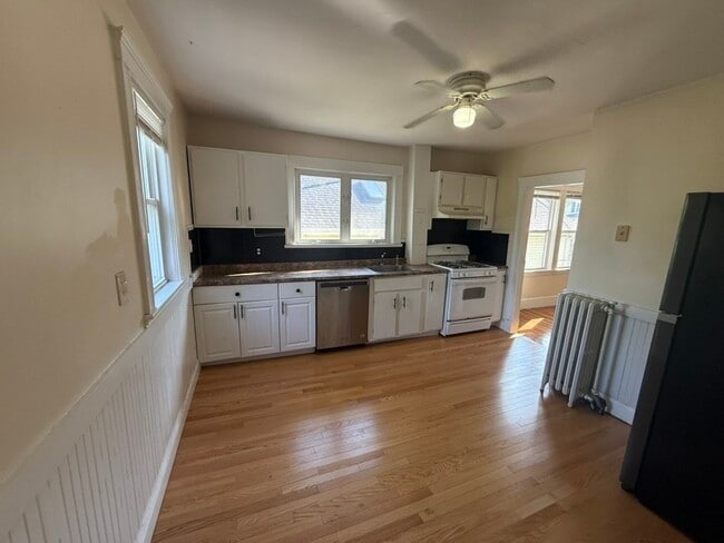 Building Photo - 89 Edenfield Ave Unit 89