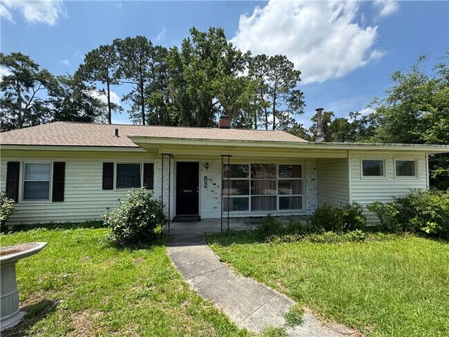 Building Photo - 1809 E Derenne Ave Rental