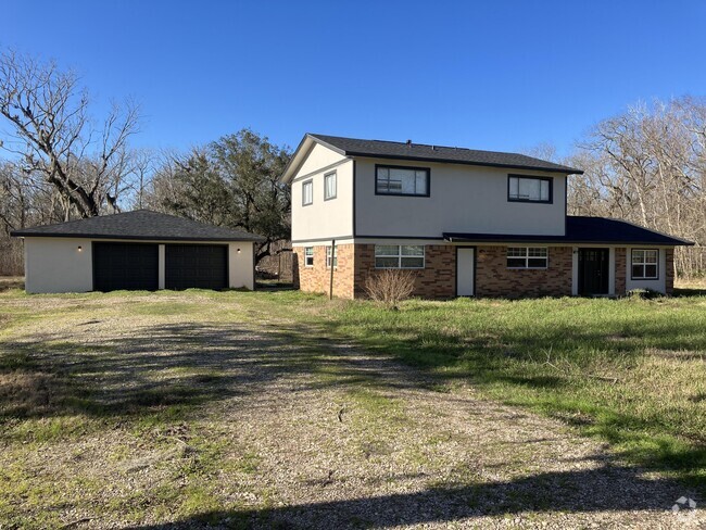 Building Photo - 2708 County Road 686 Rental