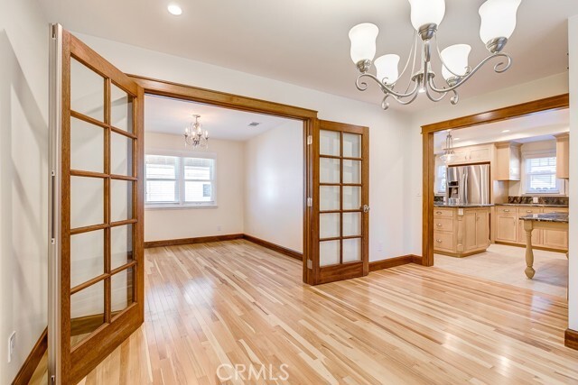 Photo - 520 N Orange St