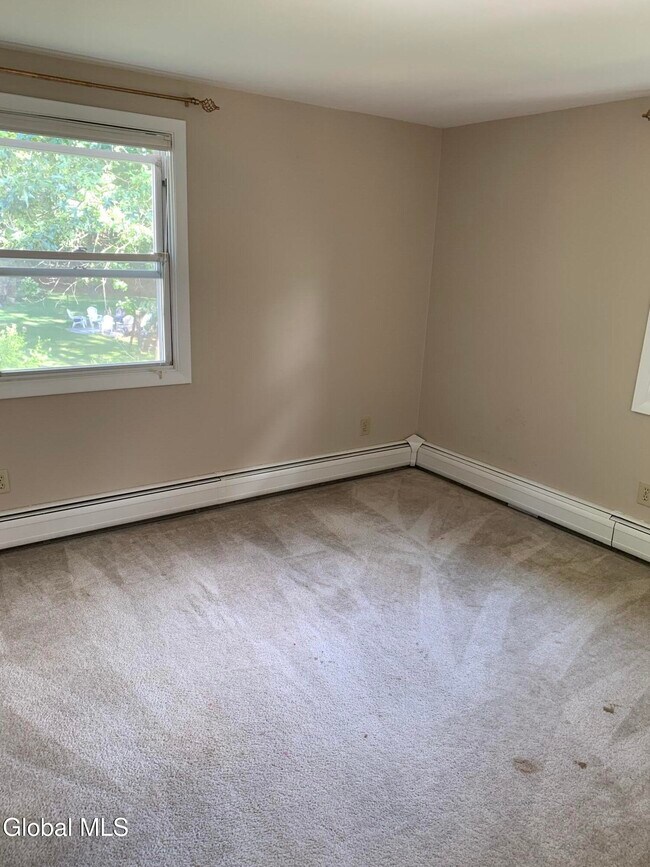 Photo - 9 Augusta Ct