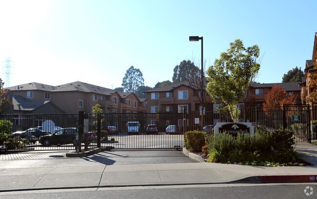 Heritage Park at Hilltop| 55+ Senior Affordable Community