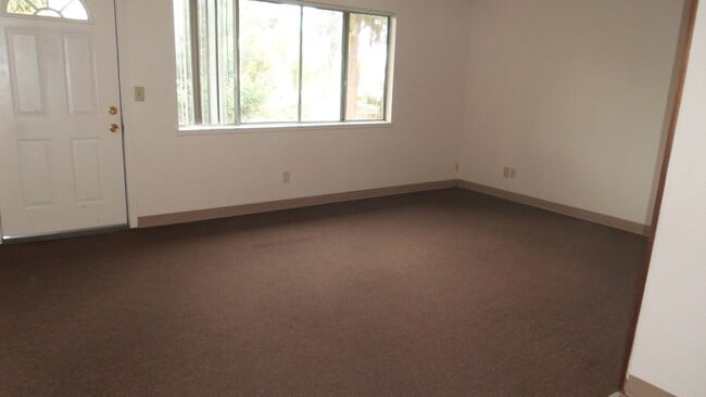 Photo - 125 D St Unidad A